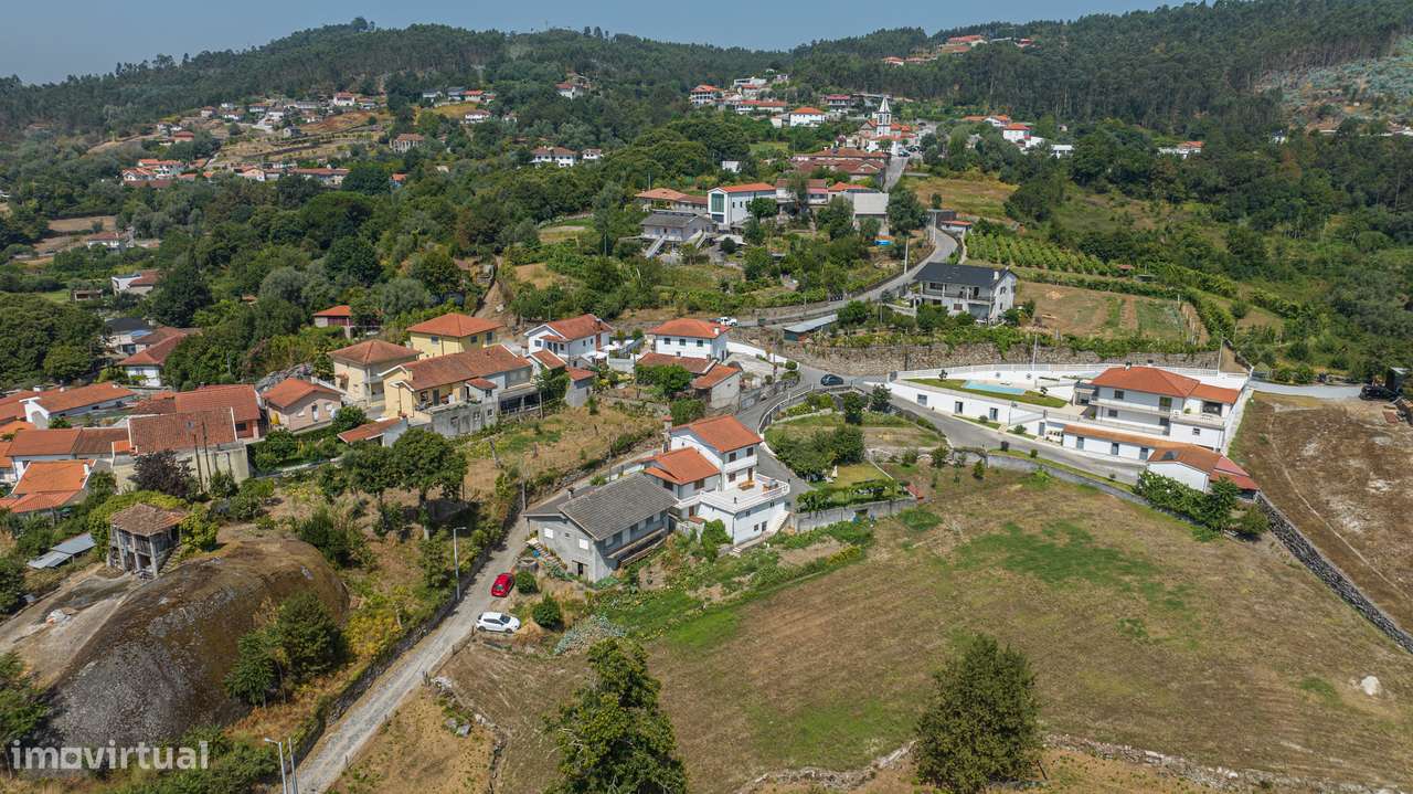 Moradia Isolada T3 Póvoa De Lanhoso Travassos - Grande imagem: 4/46