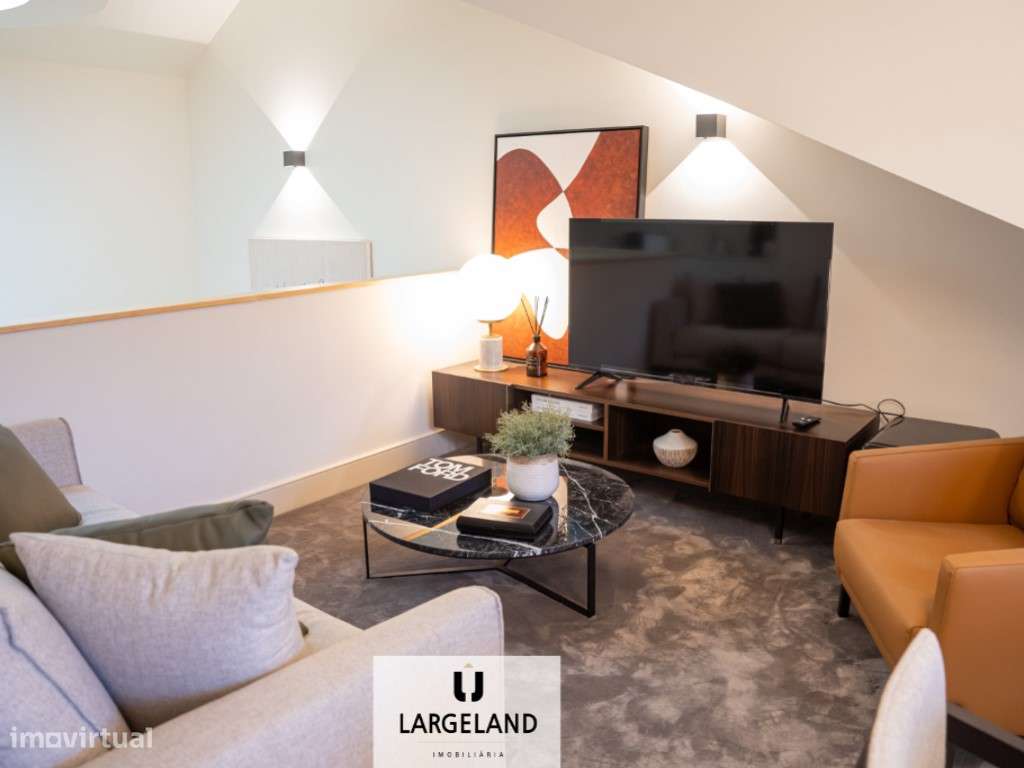 Apartamento T2 Duplex - Cedofeita - Grande imagem: 4/11