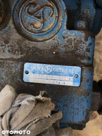 Pompa hydrauliczna Bobcat Sauer TPV18-000-1892SGM - 2
