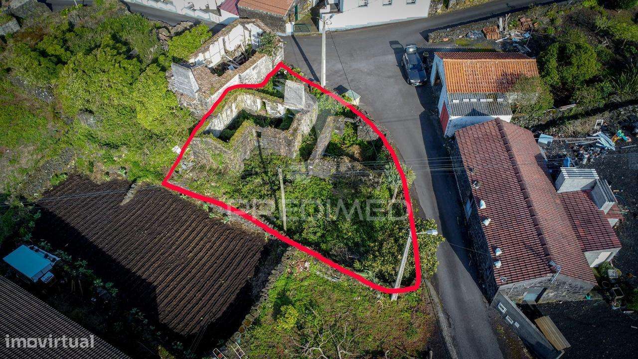 Ruina, Para Venda, na Candelária - Grande imagem: 3/8