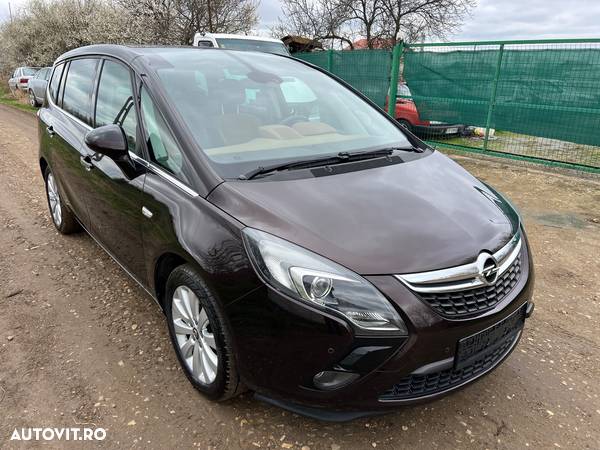 Opel Zafira Tourer 2.0 CDTI ECOTEC Cosmo - 4