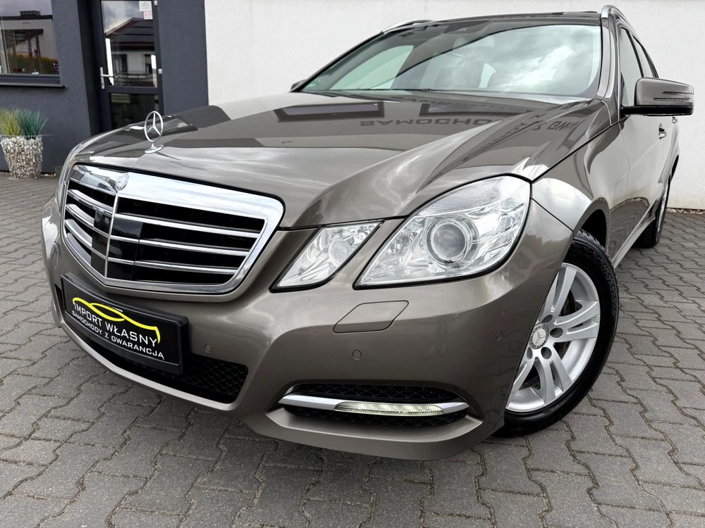 Mercedes-Benz E W212/W207 350 CDI DPF BlueEFFICIENCY 7G-TRONIC Avantgarde 2012