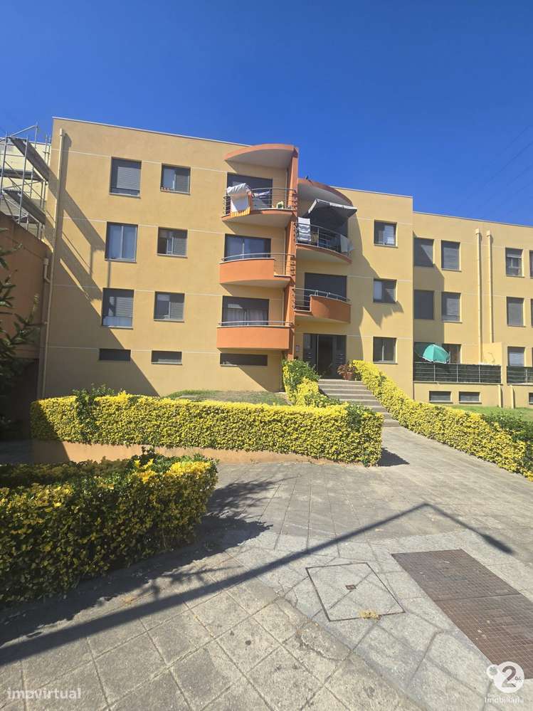 Apartamento T2 em Rio Tinto-0