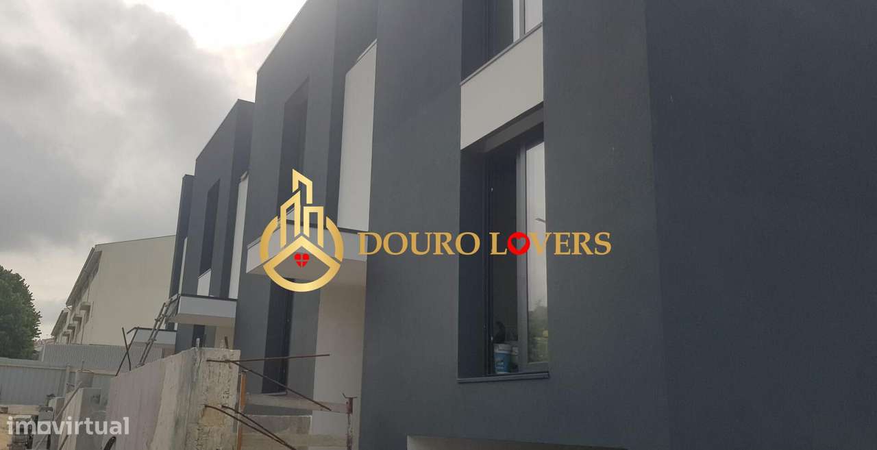 Moradia T3+1 na  Madalena Vila Nova de Gaia - Grande imagem: 5/27