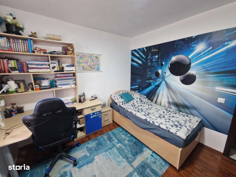 Apartament de 3 camere, 67 mp., zona Han-5