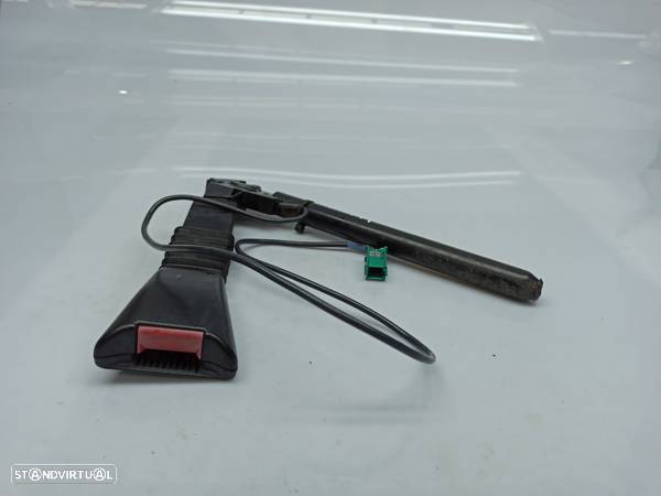 Encaixe De Cinto Frt Drt Frente Direito Opel Tigra Twintop (X04) - 1