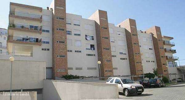 Garagem segura e sem humidade junto ao Portugal dos Pequenitos - Grande imagem: 5/5