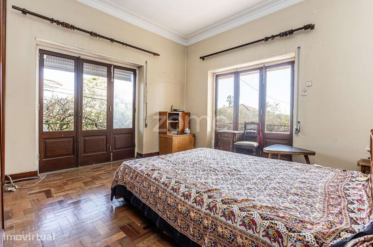 Moradia T5 a 3 minutos a pé da Praia de Carcavelos-22