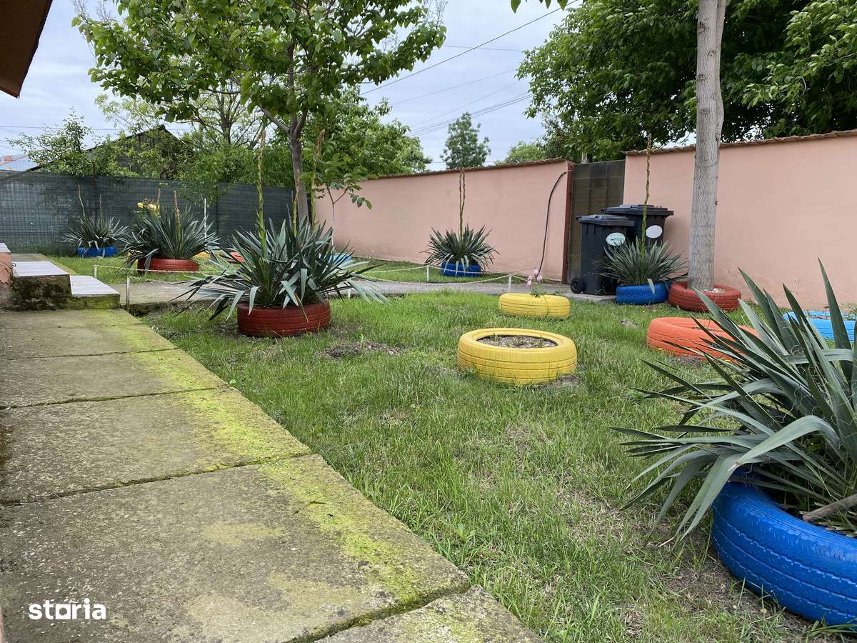 Vând casă județul Teleorman cu utilități de microfermă - Imagine principală: 2/7