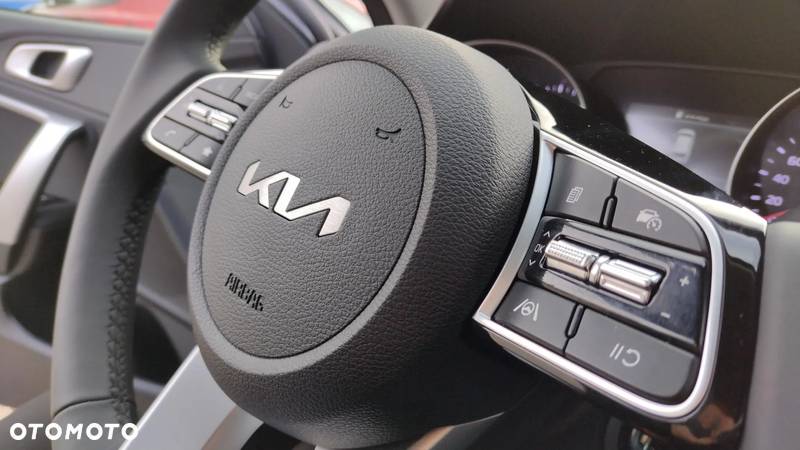 Kia Ceed 1.5 T-GDI M - 22