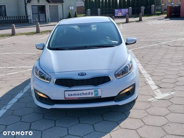 Kia Ceed 1.4 L Business Line - 12