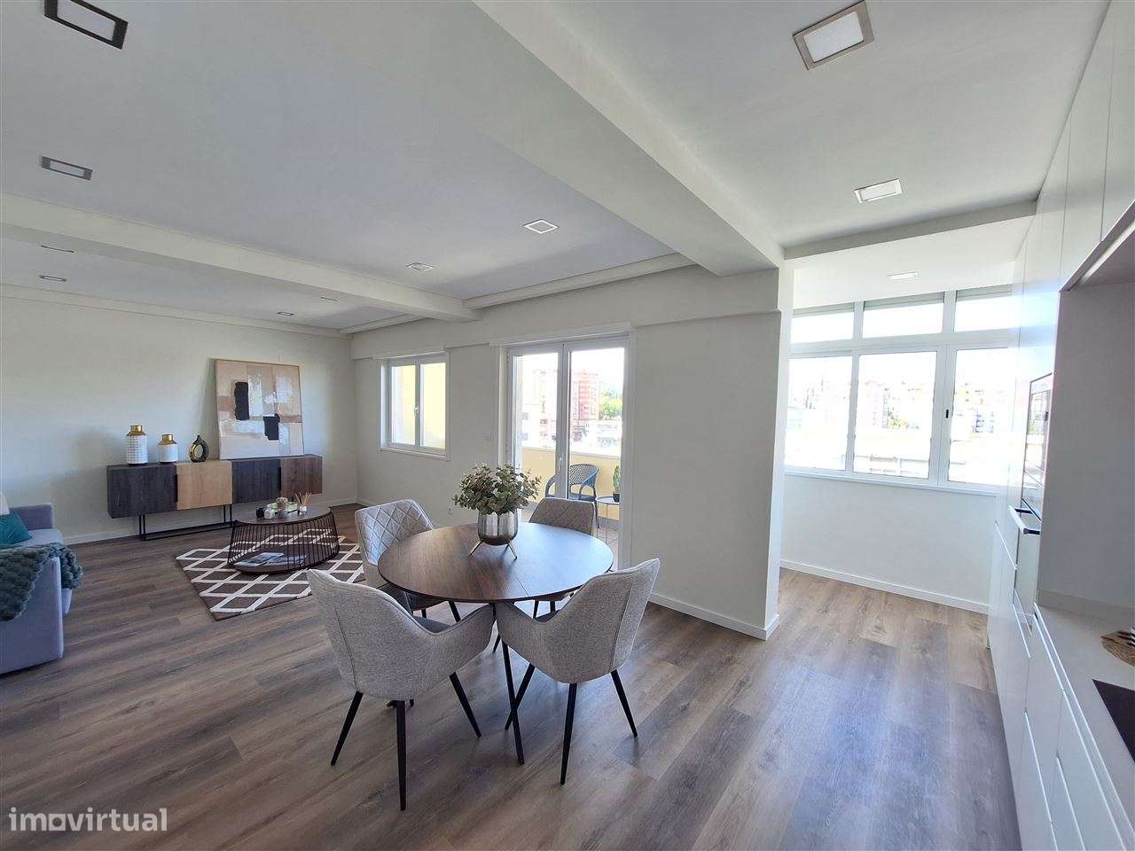 Apartamento T3 | Benfica, Bairro Sta. Cruz-4