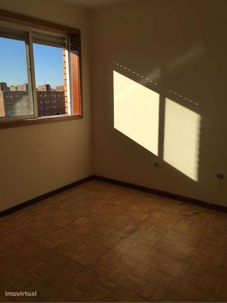 T4 avintes (escolas) 2 wc - Grande imagem: 4/9