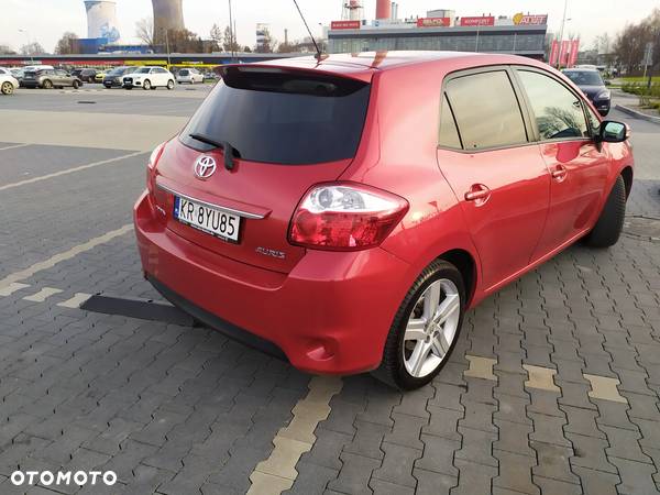 Toyota Auris 1.6 Club - 4