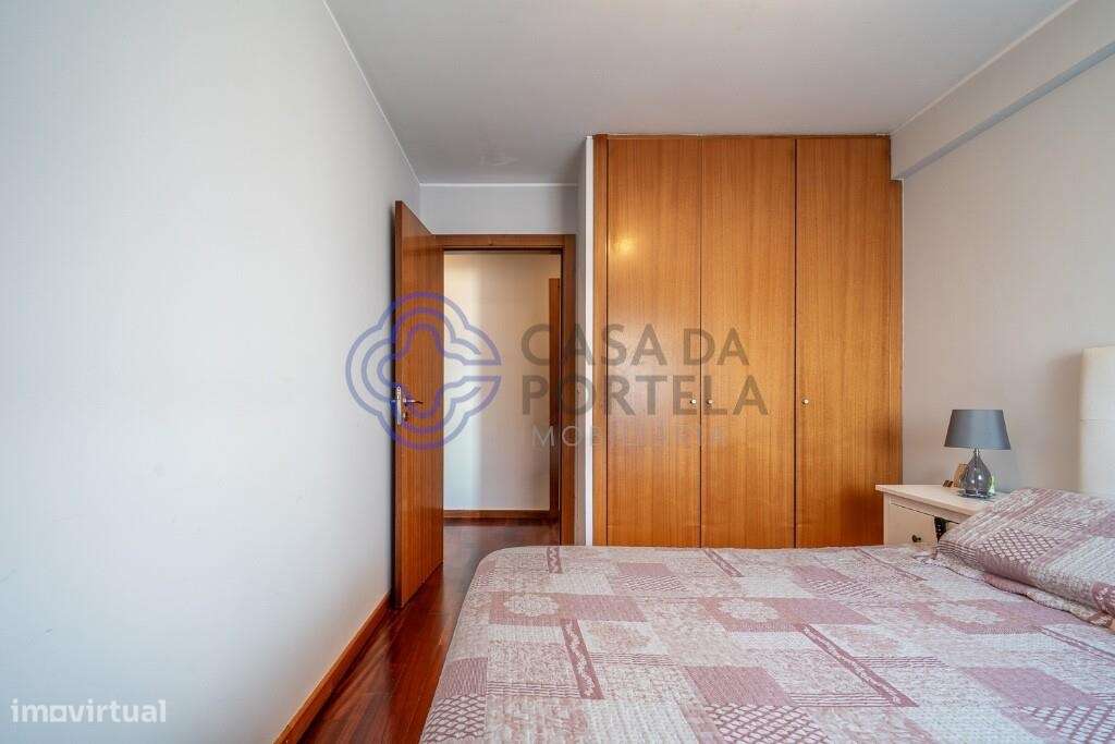 T3 com três frentes e três varandas em Paranhos - Grande imagem: 2/28