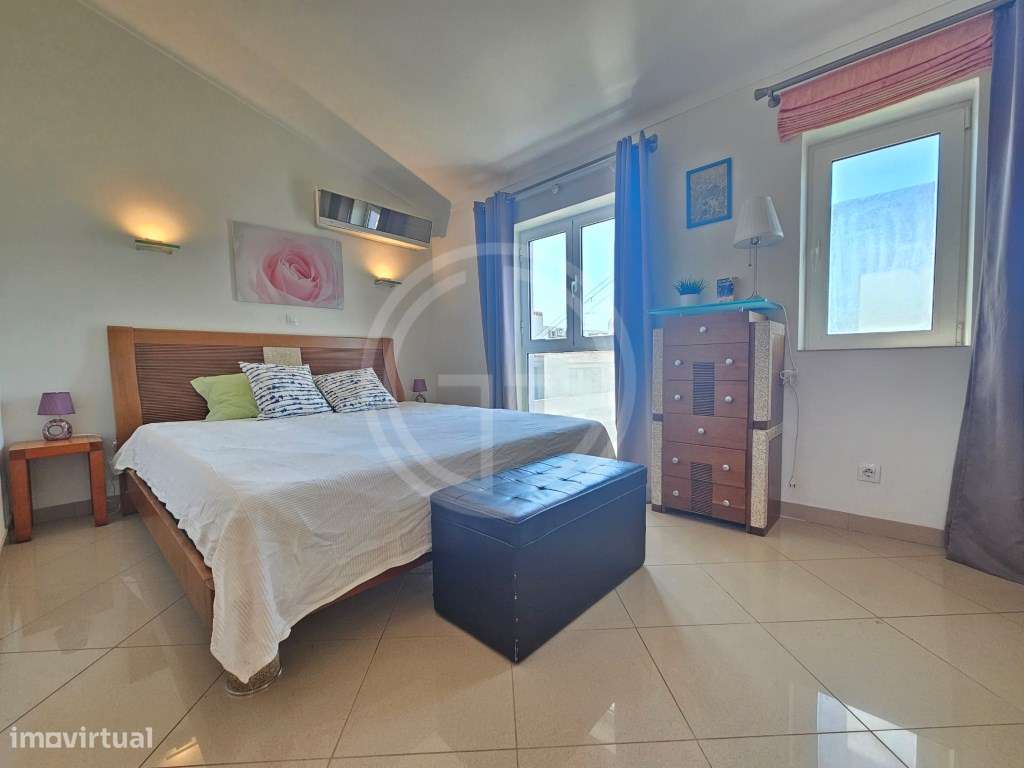 Moradia T3 com piscina e jardim comuns na Marina de Vilamoura-25