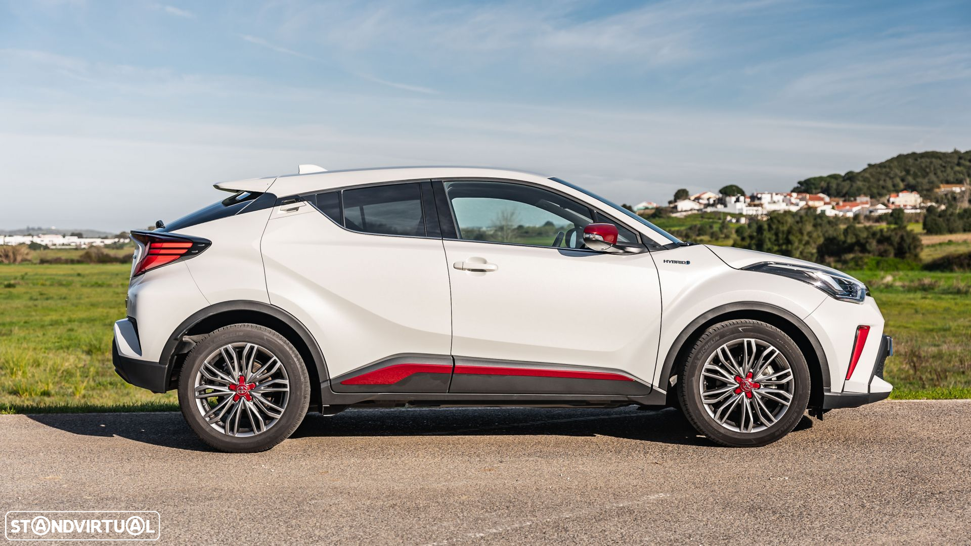 Toyota C-HR 2.0 Hybrid Exclusive+P.Luxury - 2