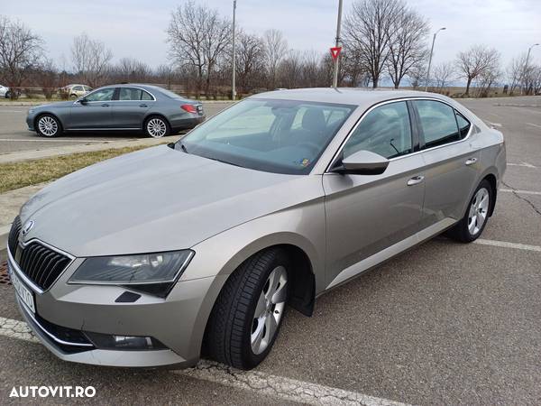 Skoda Superb 2.0 TDI Style - 7