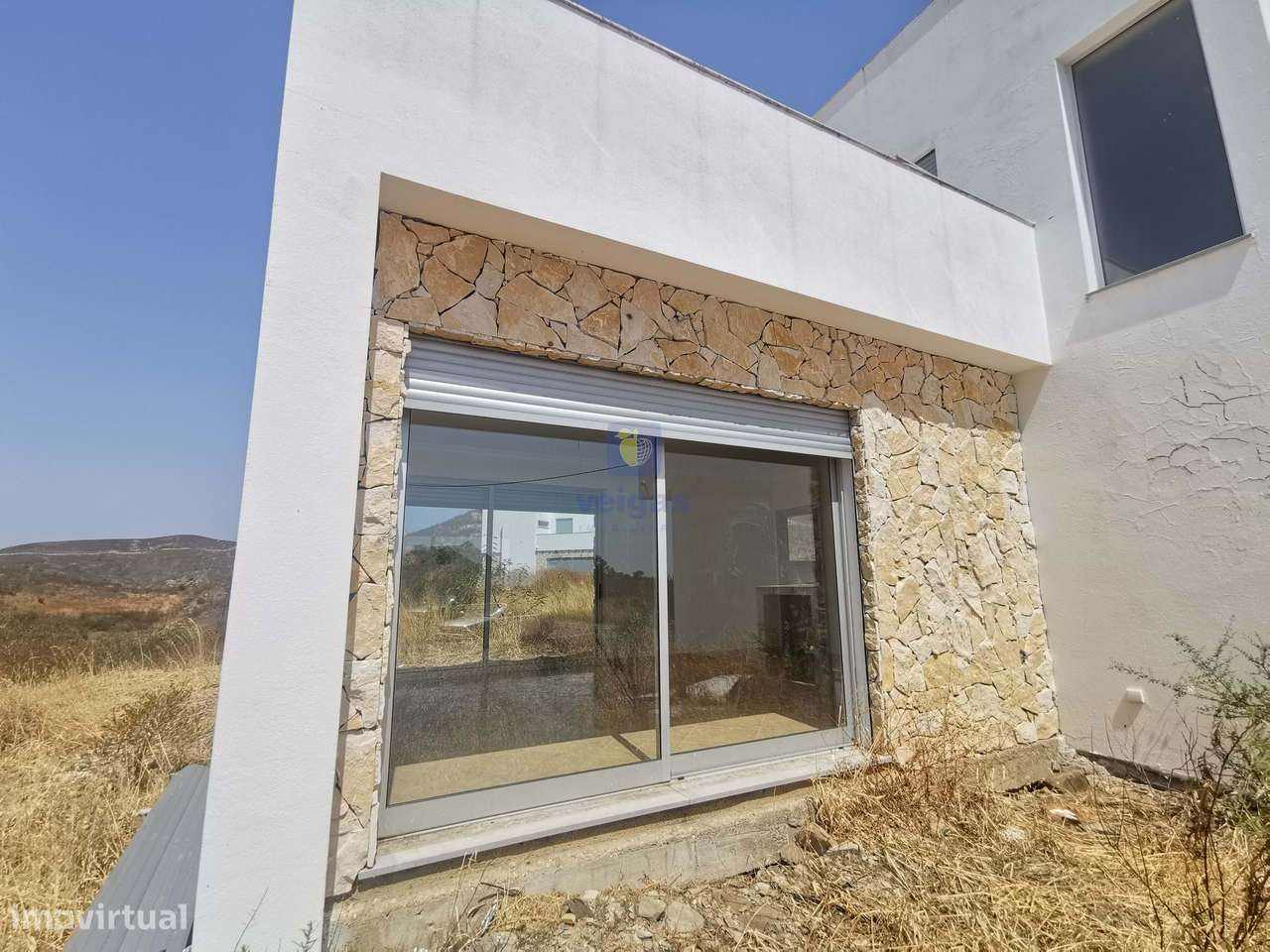 Moradia Nova a Estrear com 130m2 em Lote de 435m2, situada a 12kms a N - Grande imagem: 4/53