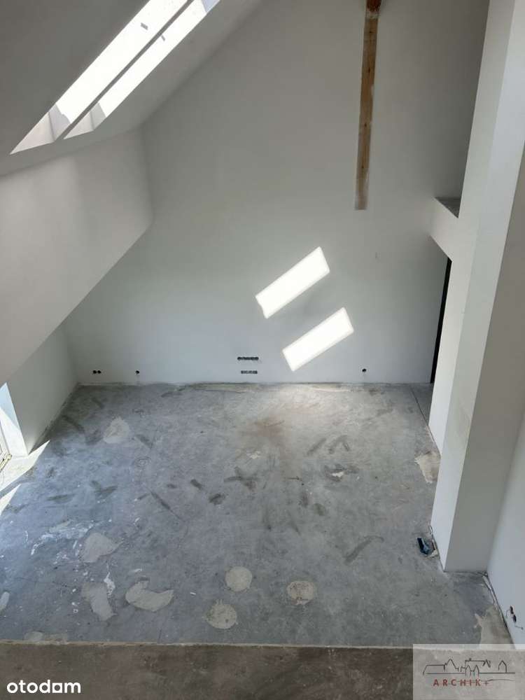 Dom w Sieprawiu, duża działka, pompa ciepła-9