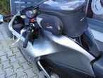 Honda VFR - 32