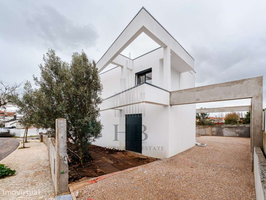 Moradia T3 com Piscina | Abrunheira |Sintra-47