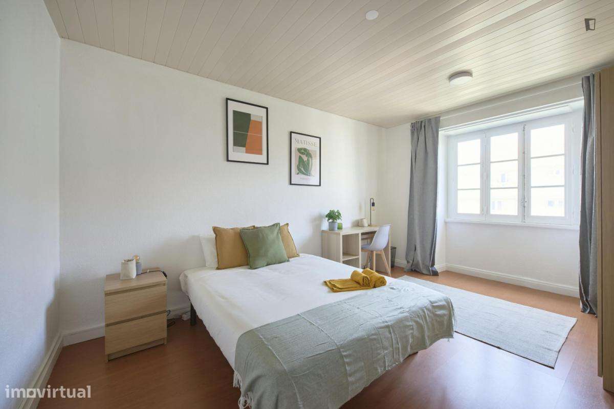 Quarto - localizado em Avenida da Liberdade Lisbon - Grande imagem: 5/7