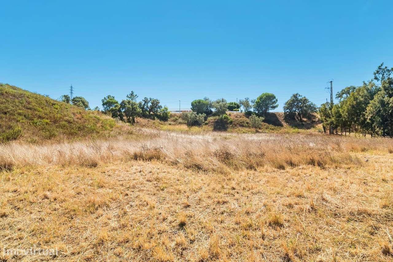 Terreno urbano em São Sebastião (Setúbal) com 17000m2-19
