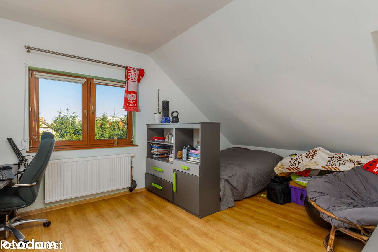 Duży nowoczesny piękny dom-15