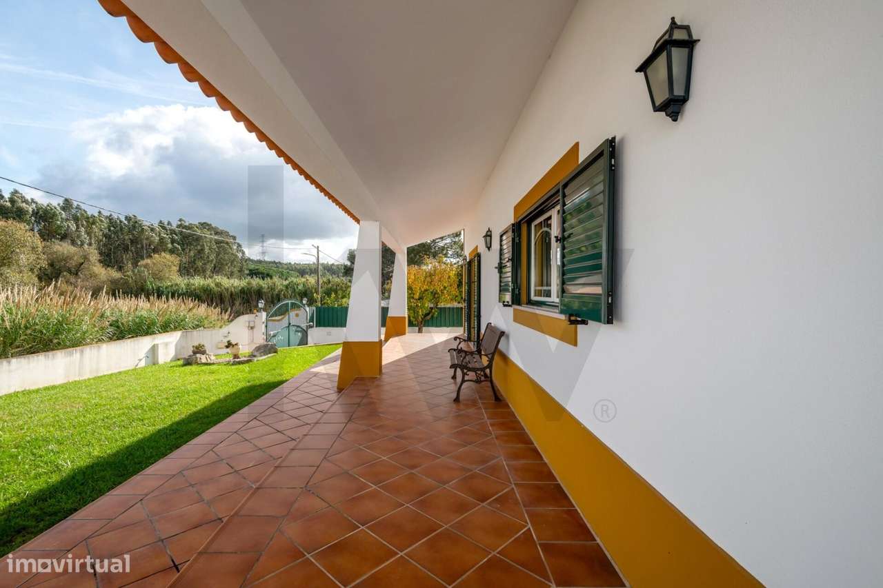 Moradia Típica Portuguesa com Jardim e Terrenos Privados – Alcoentre, - Grande imagem: 3/58