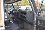 Land Rover Defender - 14
