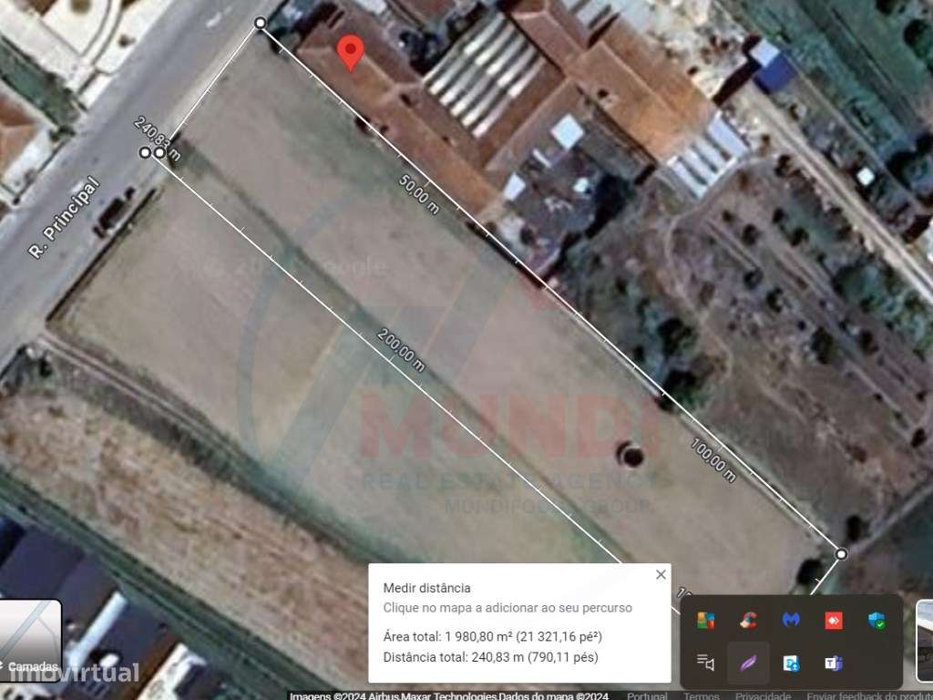 Terreno urbanizável com cerca de 20 metros de frente e poço - Grande imagem: 2/5