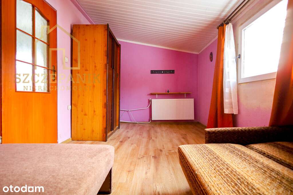 Urokliwy domek z dużą działką w sercu Świebodnej-16