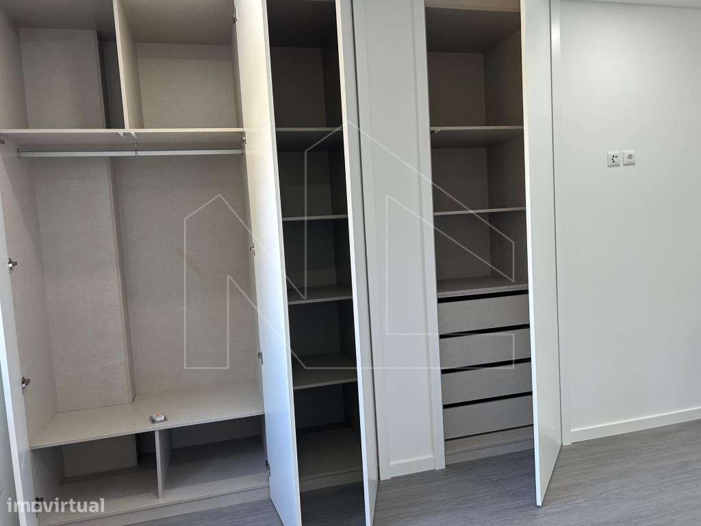 Andar de Moradia T2 - Aveiro - Grande imagem: 4/16