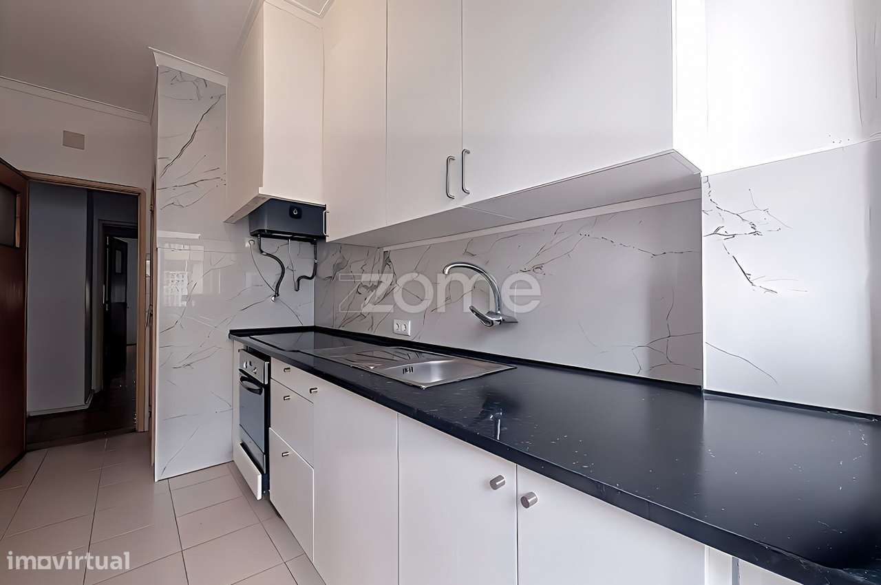 T2 Póvoa de Santo Adrião próximo a comércio, transportes e escolas-4