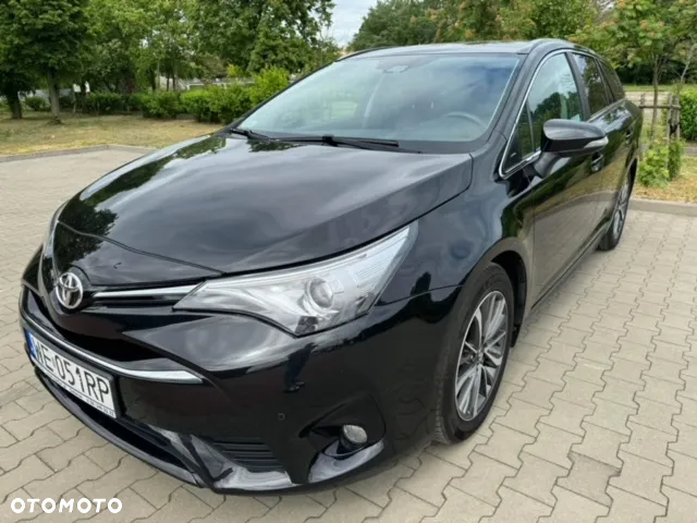 Toyota Avensis 2.0 D-4D Premium - 3