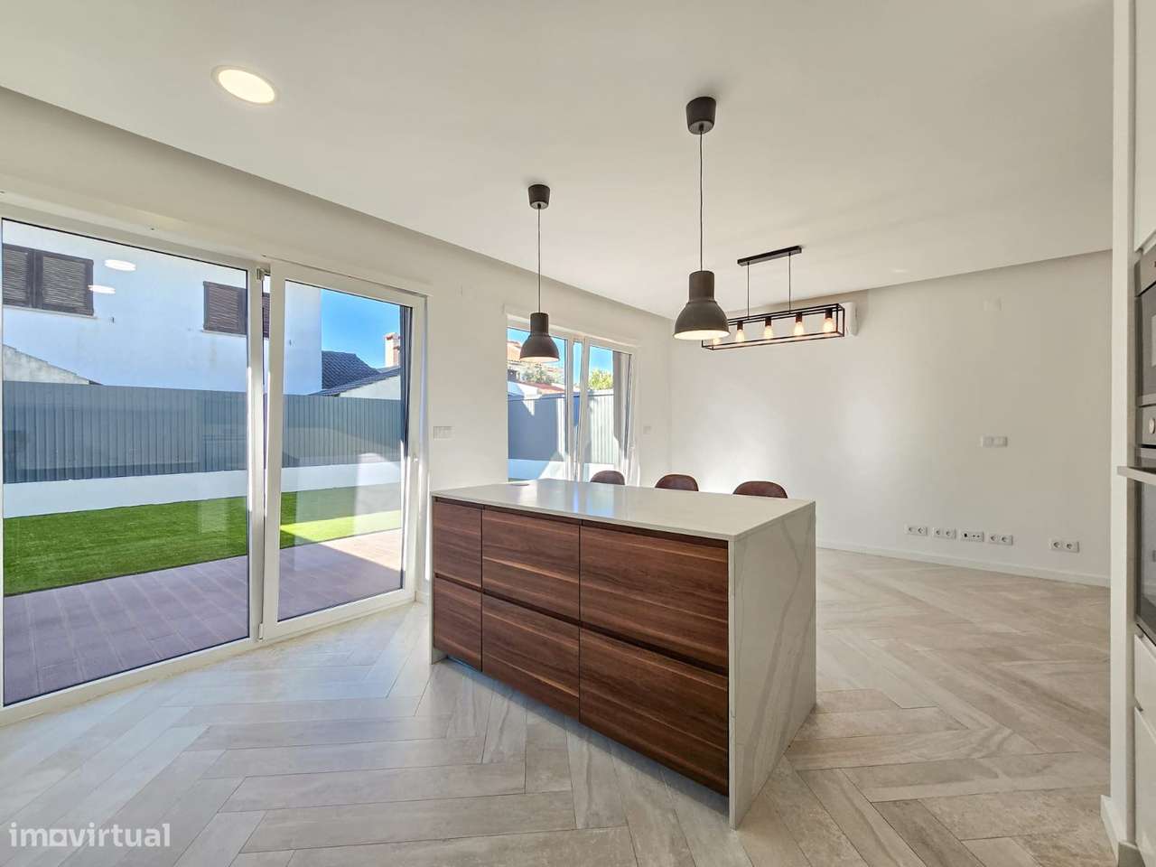 Moradia T3 nova perto da praia Lagoa de Albufeira Sesimbra-9