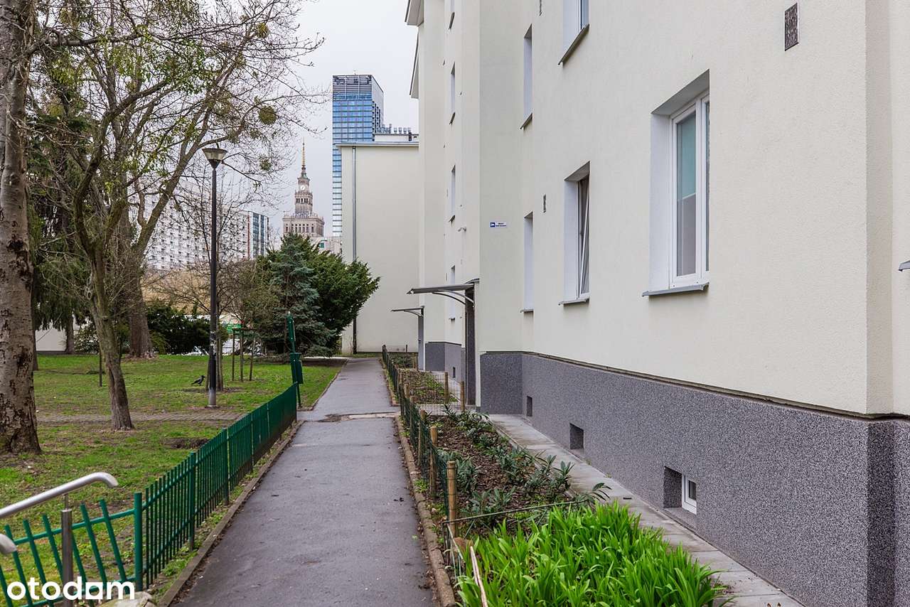 Topowa lokalizacja / METRO / grunty uregulowane/ 0%-10