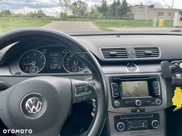 Volkswagen Passat Variant 1.6 TDI DPF BlueMotion Technology Comfortline - 17