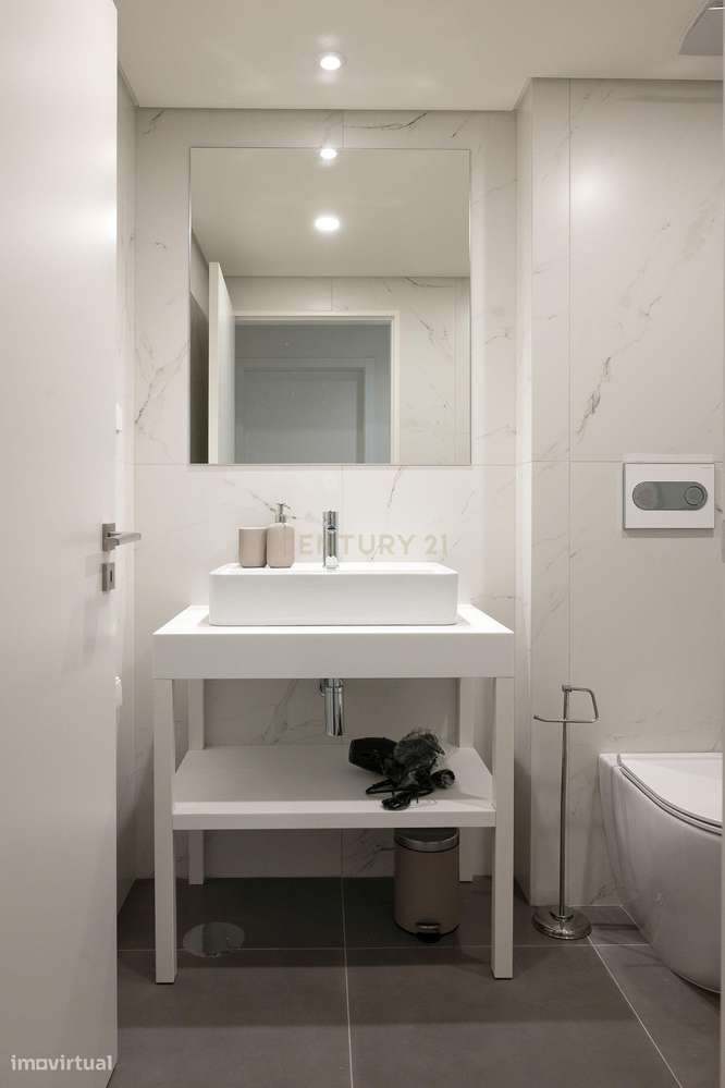 T2 em Condomínio Fechado - Grande imagem: 4/27