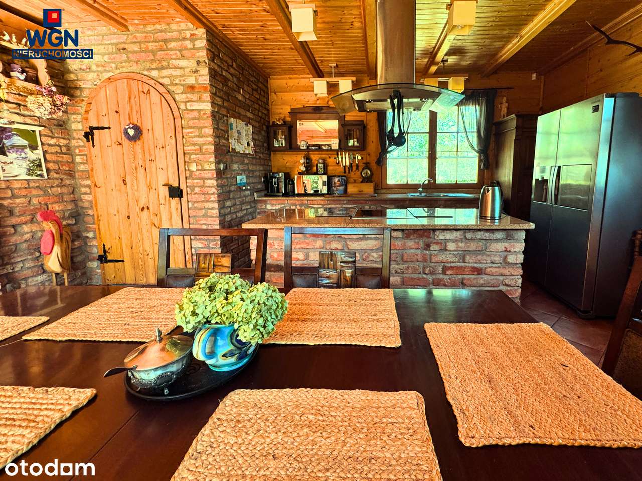 Klimatyczny dom drewniany z zadbanym ogrodem w Polanicy-Zdrój.-4