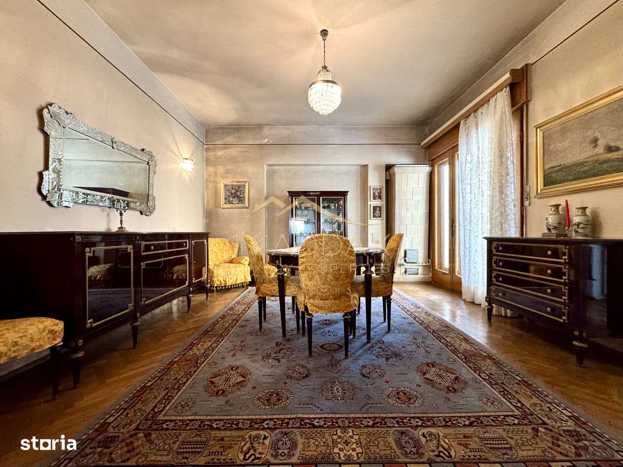 Vila cu 6 camere *310mp*  + Garaj // Primăverii-3