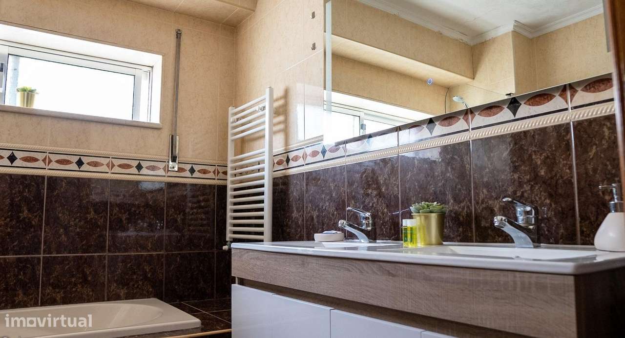 Apartamento T3 (Av. Santos Graça)-11