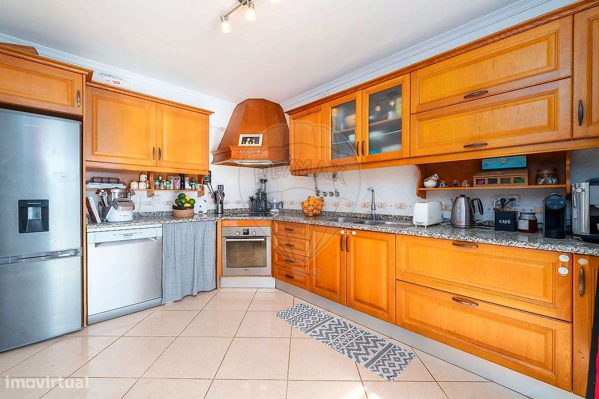 Moradia T4 para venda-9