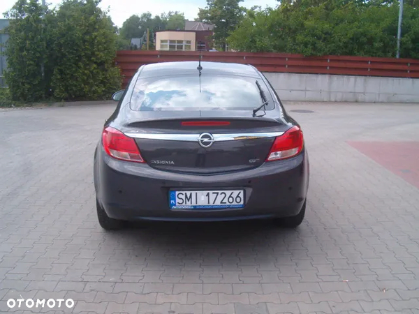 Opel Insignia - 8