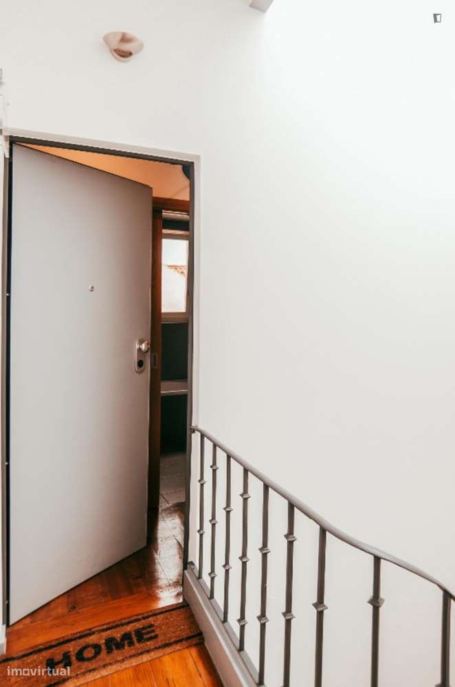 Apartamento com 1 quartos - localizado em Penha Lisbon - Grande imagem: 3/7