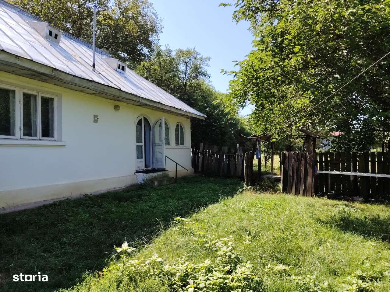 Casa in comuna Rosiori Bacau - Imagine principală: 2/20