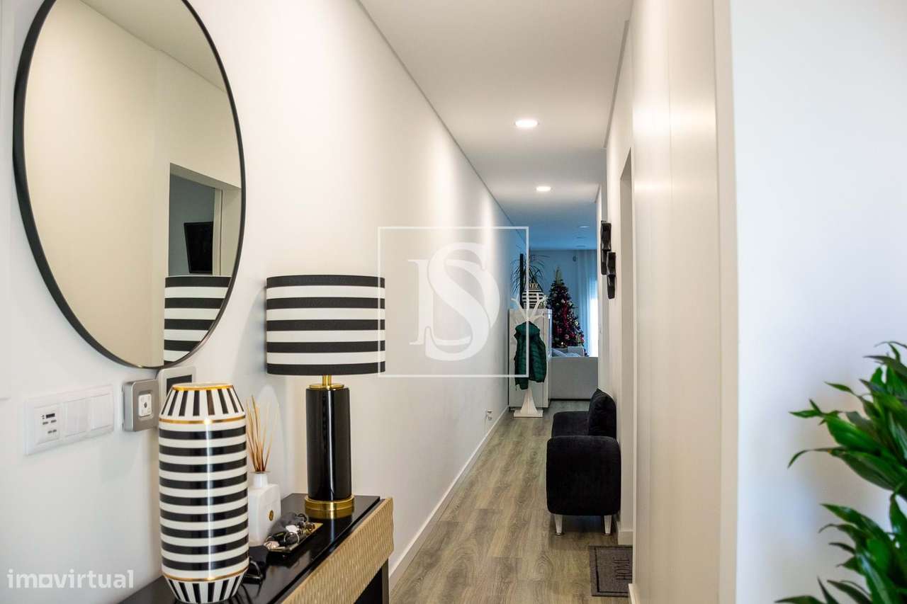 Moradia T4 em Fernão Ferro - Grande imagem: 3/53