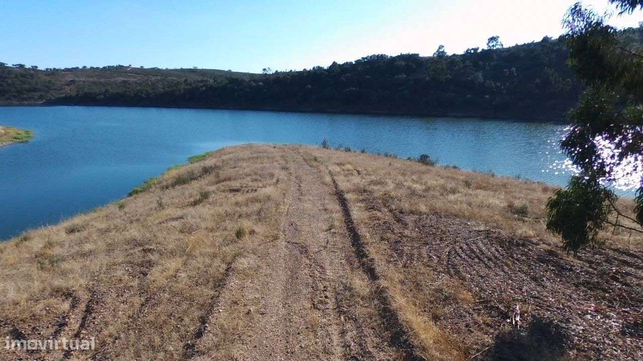 Alqueva - 3 Herdades confinantes 783 ha-8