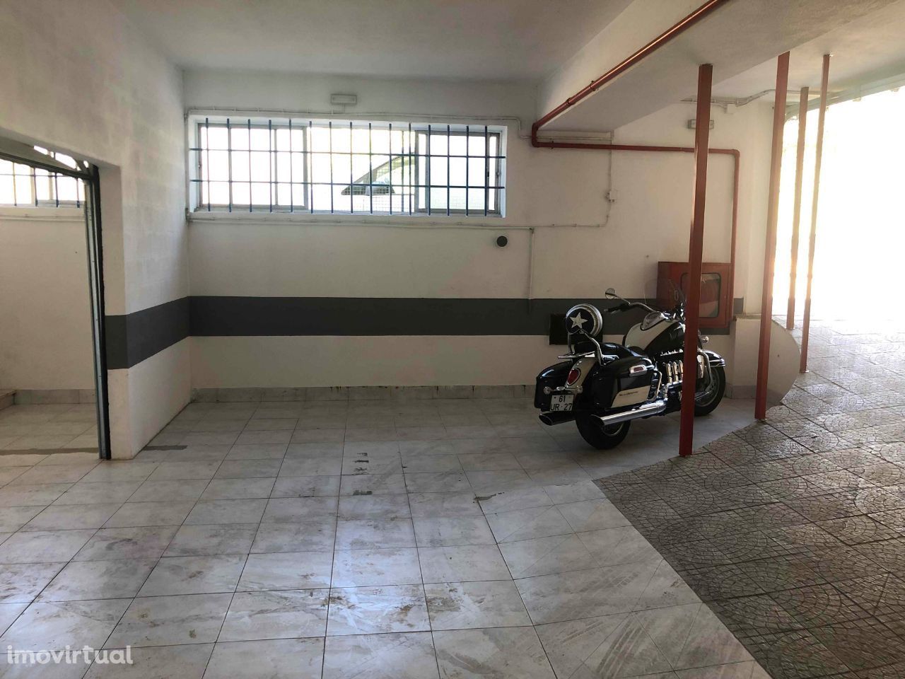 Parqueamento de motociclo